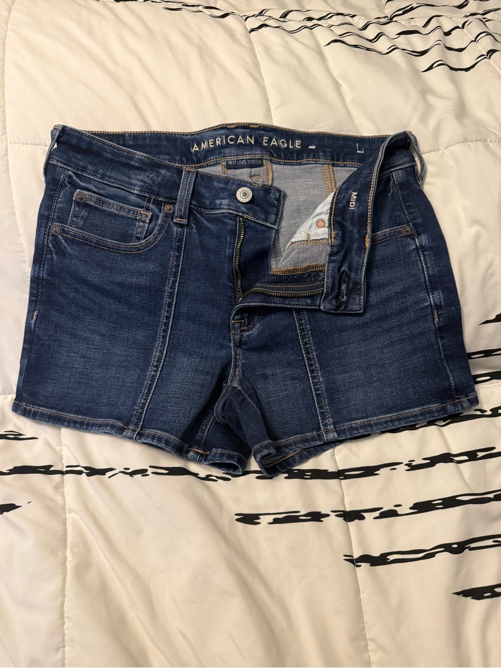 American Eagle Outfitters Indigo Blue Mid-Rise Denim Shorts